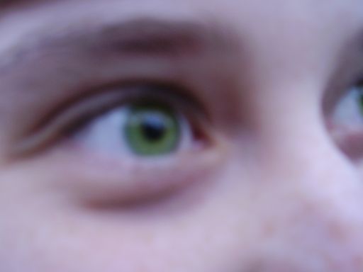 Les yeux verts de Katia